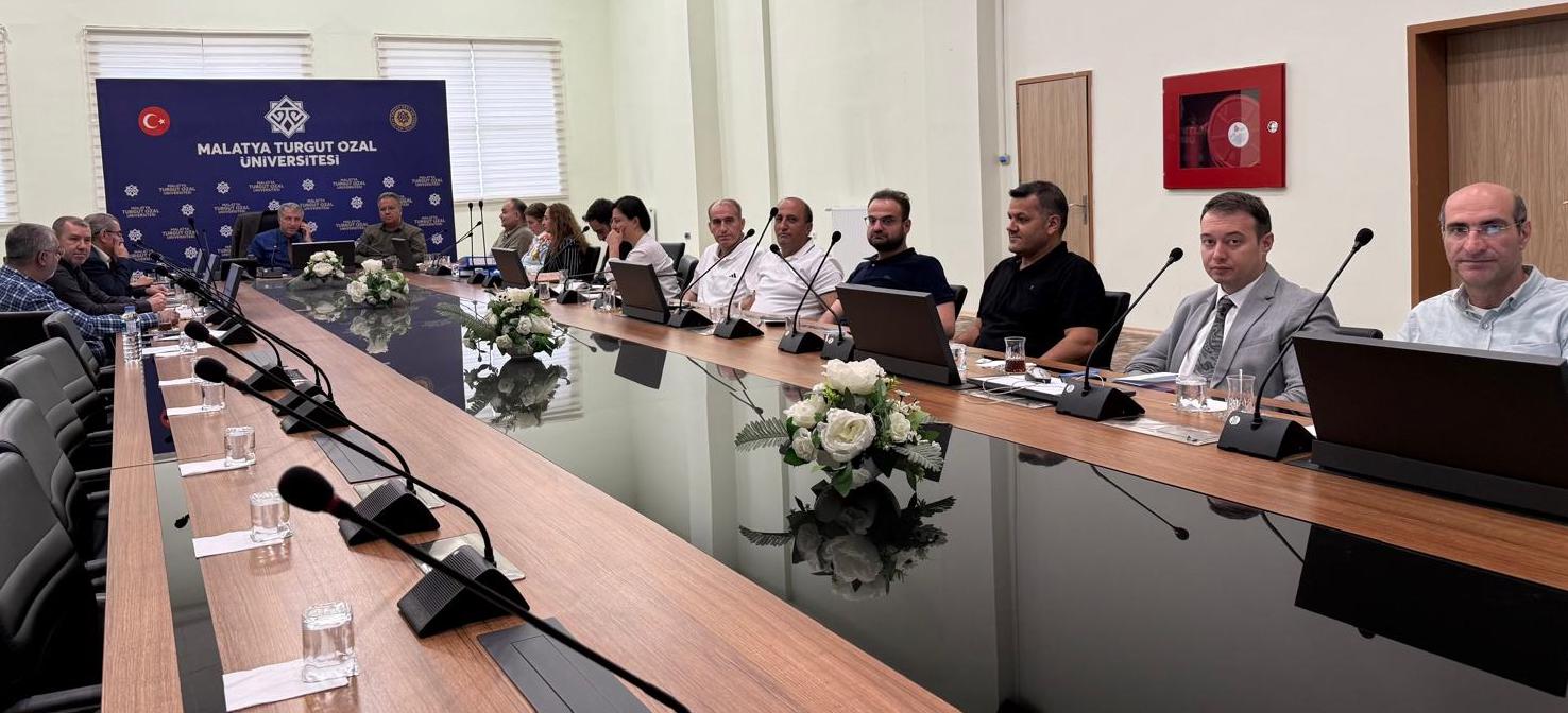 Ziraat Fakültesi’nde Kalite Güvence Süreçleri Değerlendirme Toplantısı Gerçekleştirildi